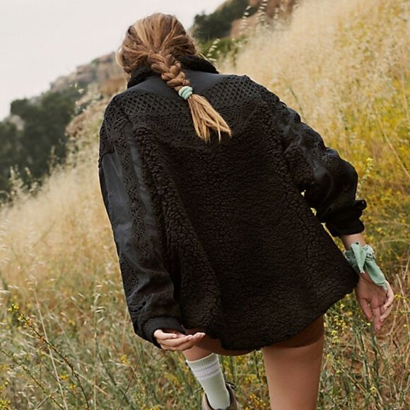 FREE PEOPLE Movement Care FP Seaside Fleece Black Jacket Size L NWT - Picture 2 of 13